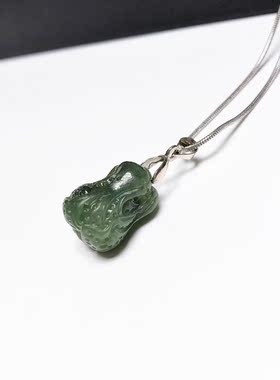 D555# 天然和田玉碧玉白菜吊坠18.5*13.5mm