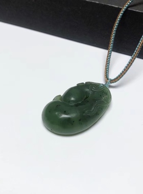 D1116# 天然和田玉碧玉福瓜吊坠挂件41.5*25*10.5mm 重17.55克