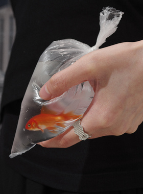 Mouhooland暮后之地闪光骑士戒指不规则镶钻指环情侣款食指戒原创