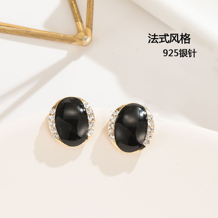 高级感耳环2024新款精致百搭个性月牙耳钉女韩国超仙红色纯银耳饰,淘宝优惠券,粉丝福利购,淘宝优惠卷