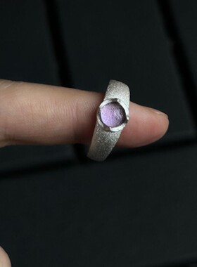 新款高品质幻夜星空复古紫色锆石戒指磨砂精致高级感食指戒