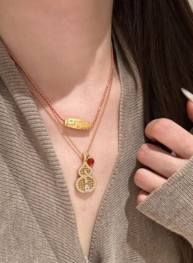 v金材质高版保色古法拉丝镶钻天珠红色编织项链吊坠贵气锁骨链