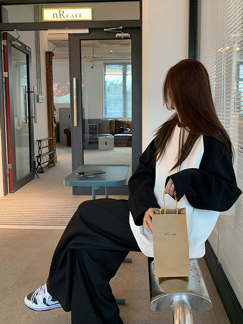 Slim long-sleeved T-shirt women's new loose inner top