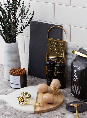 轻奢北欧样板间厨房软装饰品摆件