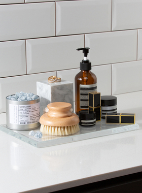 衣帽间样板间首饰化妆品道具摆件