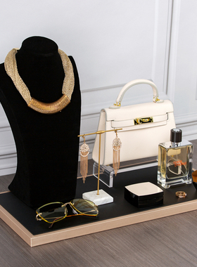 衣帽间梳妆样板间软装化妆摆设