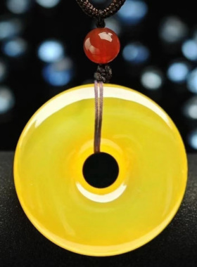 天然黄色玛瑙平安扣吊坠男女款黄色玉髓项链简约百搭送朋友