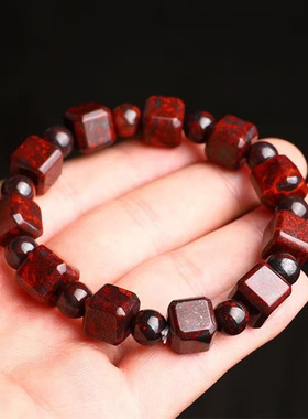 天然鸡血石方块方糖块珠手链 红色玉石陨石方块珠手链