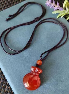 天然冰种绿玛瑙福袋吊坠 红玉髓钱袋吊坠招财纳福玉石吊坠