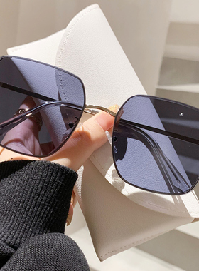 网红同款时尚墨镜女高级感