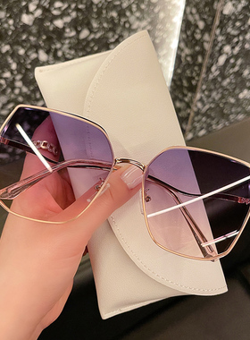 2025年新款无框太阳镜女士防紫外线时尚渐变色墨镜女潮显脸小眼镜