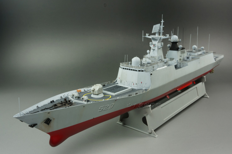 小号手 04543 拼装模型 1/350中国海军054A型导弹护卫舰红海行动 - 图0