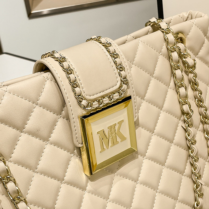 mk 2021新款时尚菱格托特包包 惠派旗舰女士包袋
