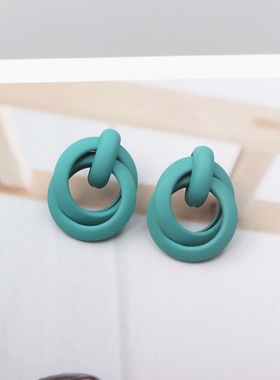 New 7Colors Stud Earrings Women Pink Spray Painted Metal