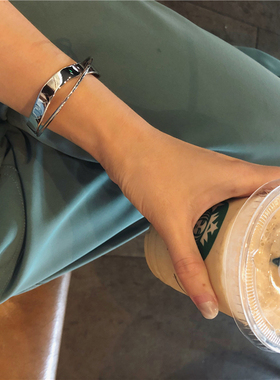 Korean New Glossy Double Layer Geometric Irregular Cross Rip