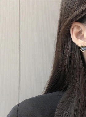 2023 New Trendy Blue Heart Stud Earrings for Women Girls