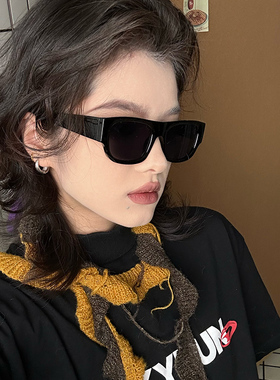 新款复古长方形墨镜女防紫外线