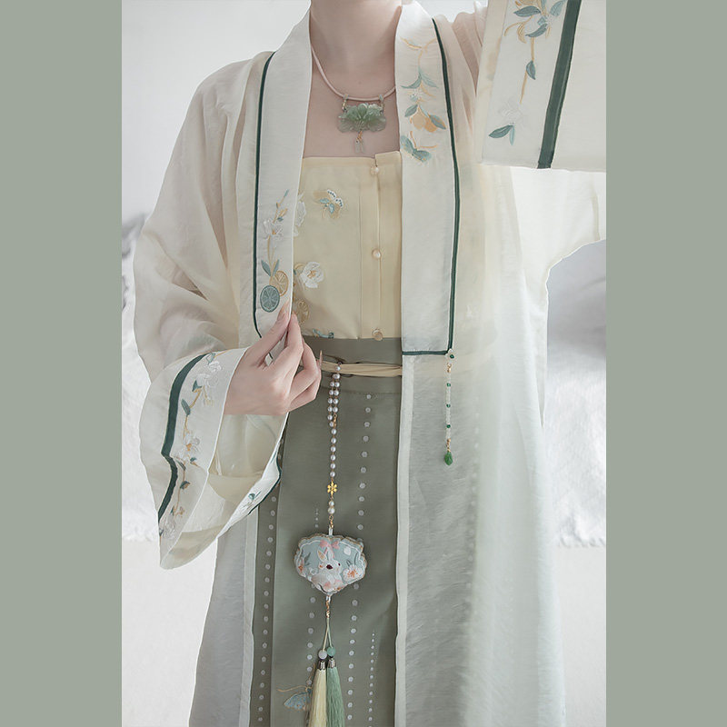 云藏月绣青栀白茶原创明制马面裙子日常通勤改良汉服女款套装春夏,淘宝优惠券,粉丝福利购,淘宝优惠卷