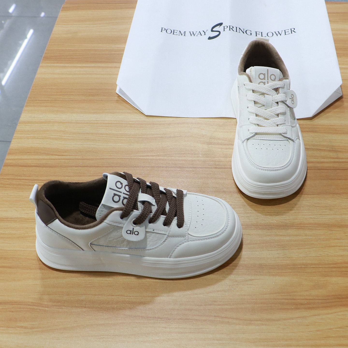 诗路花语女鞋2025冬真皮加绒小白鞋软底保暖运动休闲板鞋221-506,淘宝优惠券,粉丝福利购,淘宝优惠卷