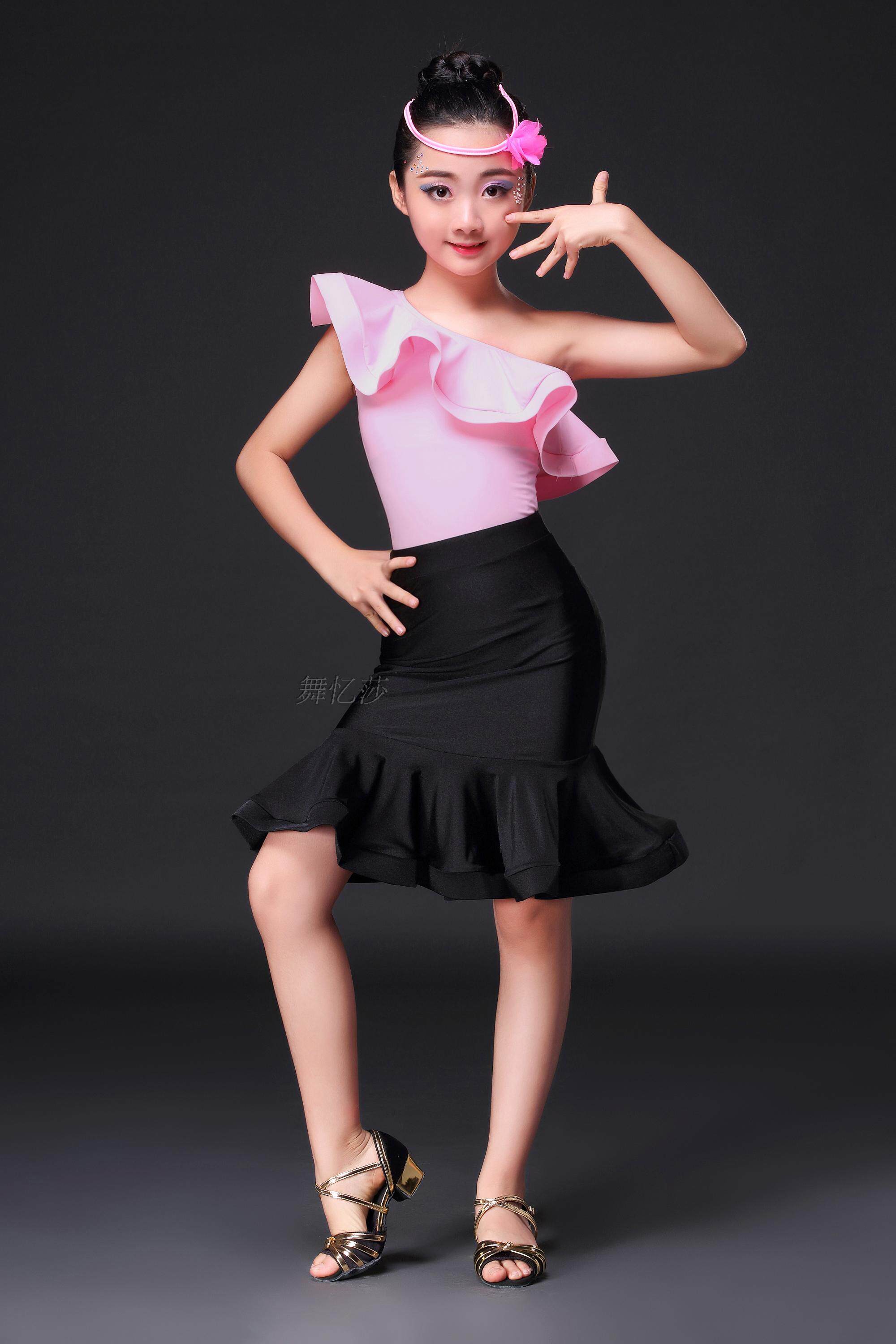 舞忆莎新款少儿拉丁舞蹈比赛服装女成人拉丁表演出斜肩红色分体裙