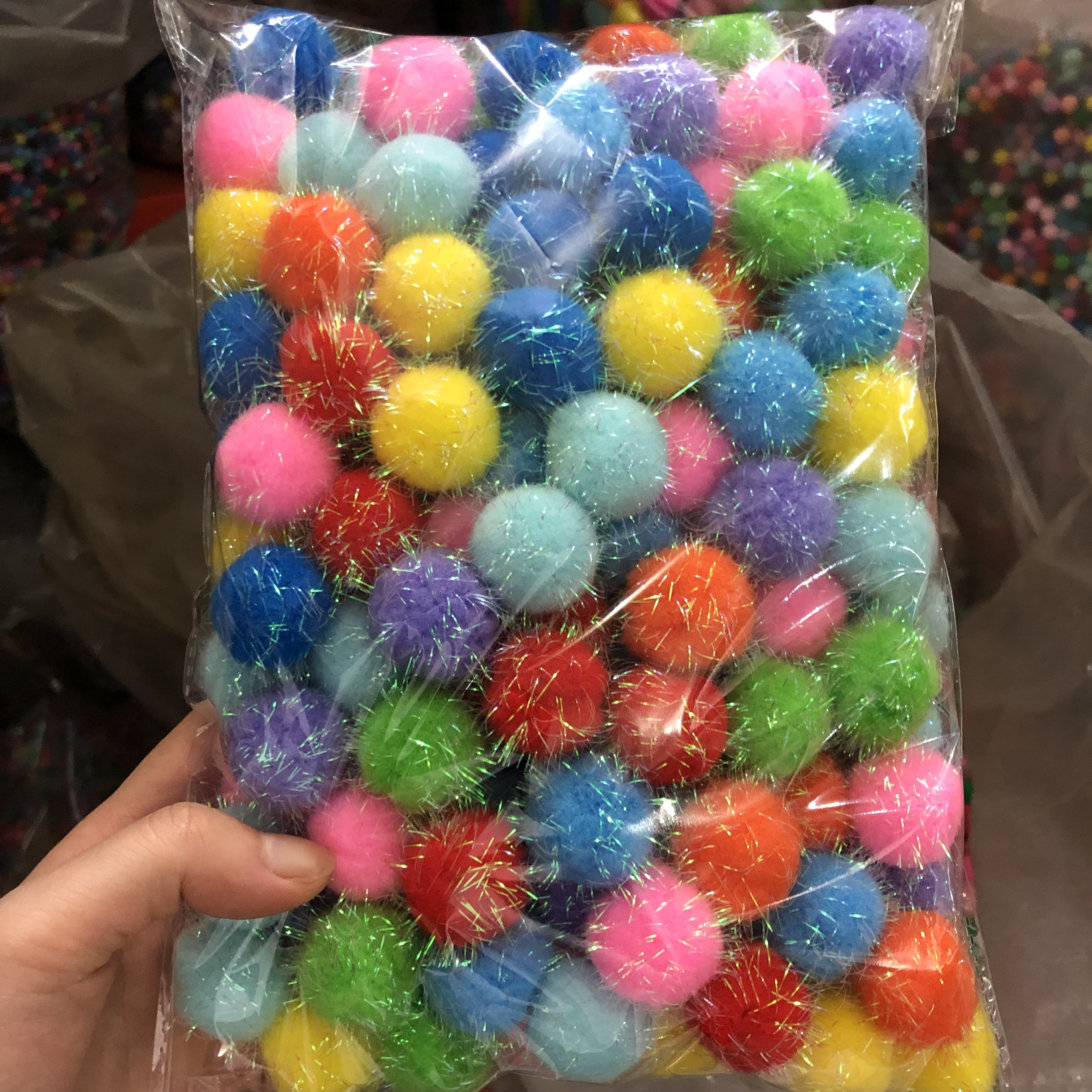 2000个大中小号彩色毛毛球绒球手工毛球金葱球幼儿园diy手工材料,淘宝优惠券,粉丝福利购,淘宝优惠卷