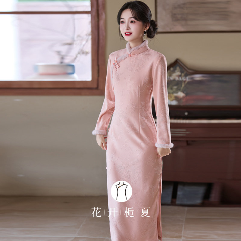 粉色旗袍2025冬款绝美改良年轻款少女新中式冬款加绒加厚10/20,淘宝优惠券,粉丝福利购,淘宝优惠卷