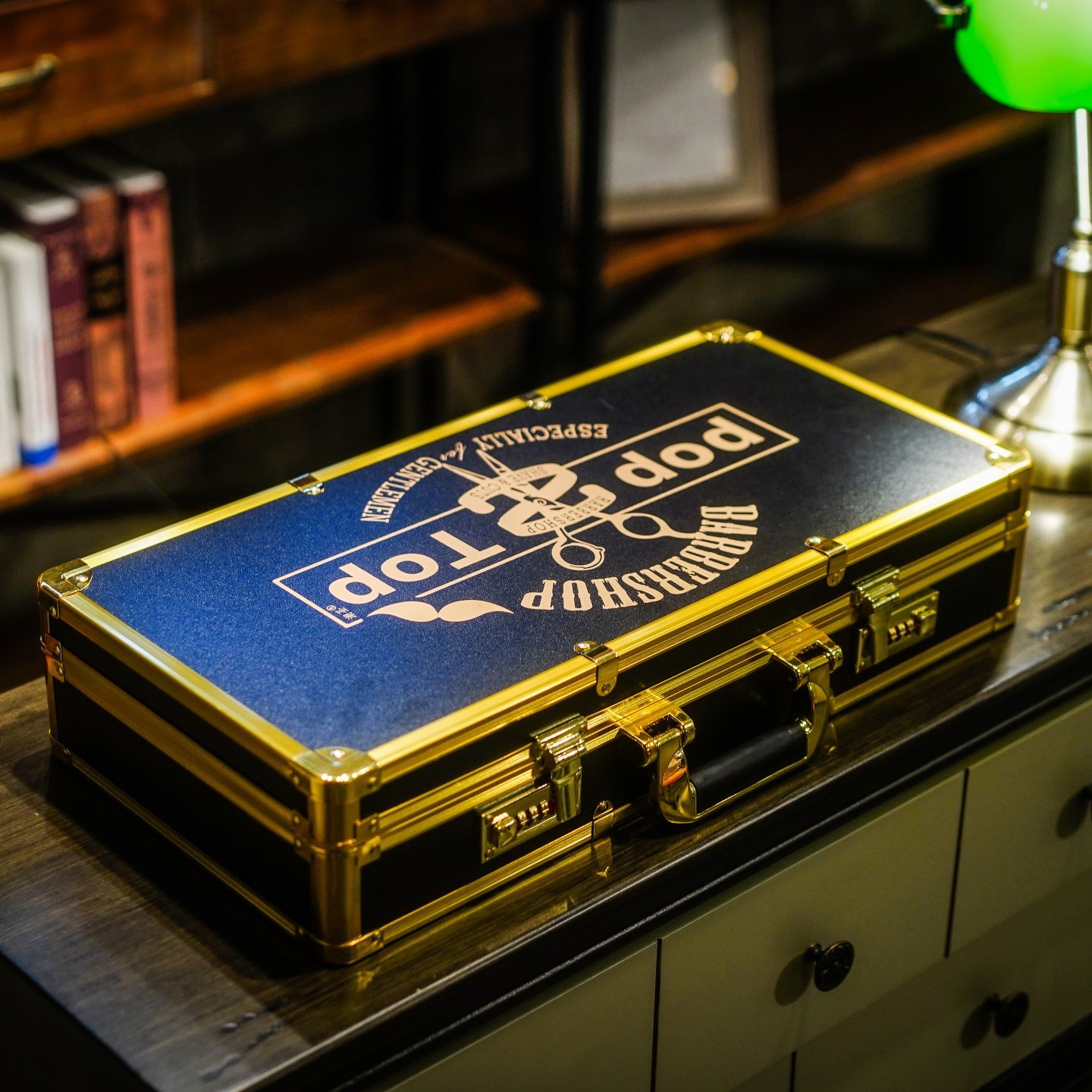 网红发型师美发工具箱推剪专用箱理发师剪刀收纳盒密码理发手提箱,淘宝优惠券,粉丝福利购,淘宝优惠卷