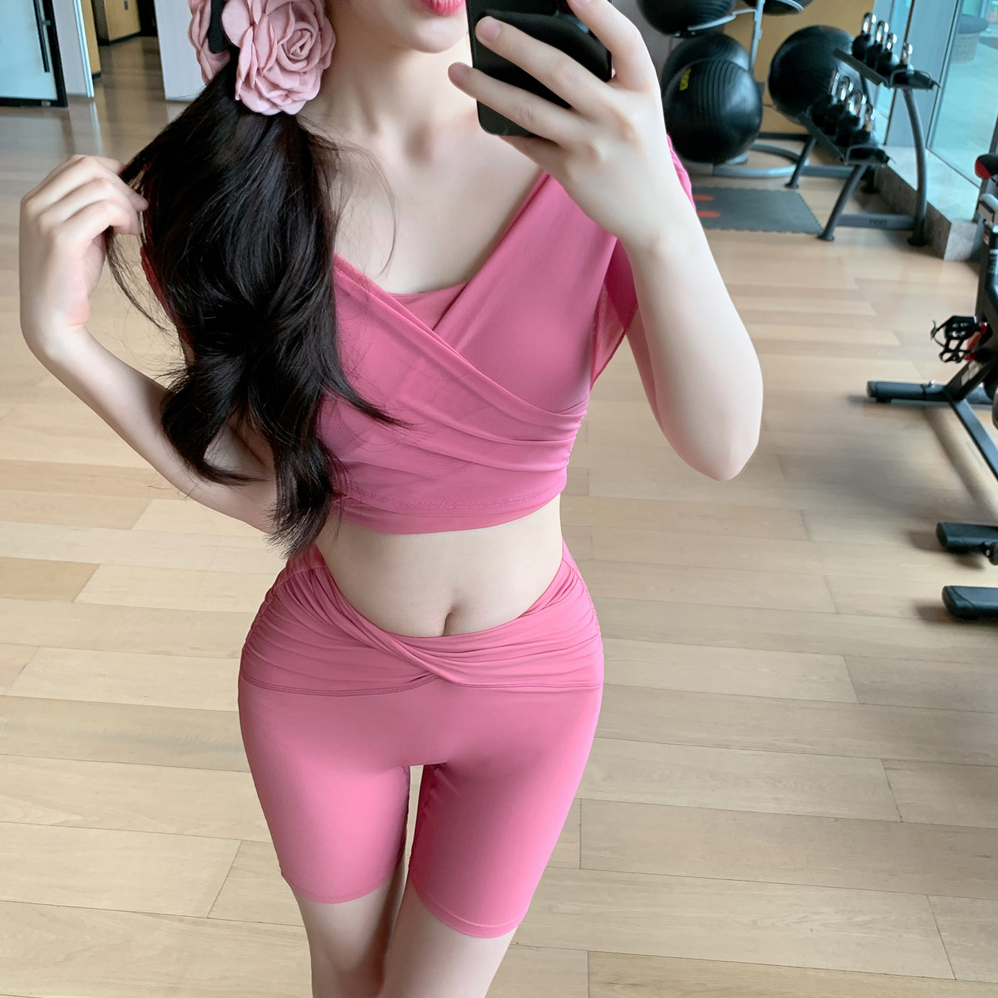 Byurun新款假两件网纱拼接V领短袖T恤女固体杯一体式外穿运动上衣,淘宝优惠券,粉丝福利购,淘宝优惠卷