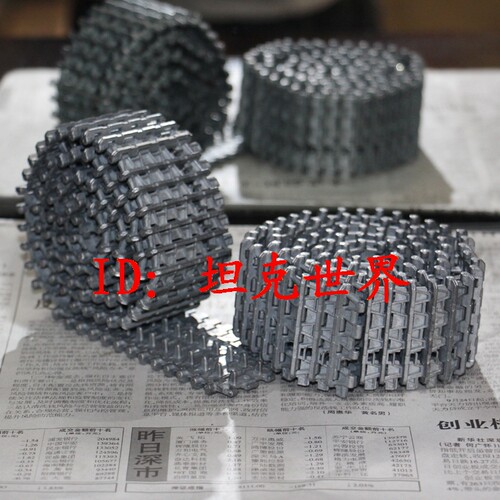 恒龙1：16遥控坦克虎式 3818 3818-1金属履带套装 驱动轮 诱导轮 - 图0