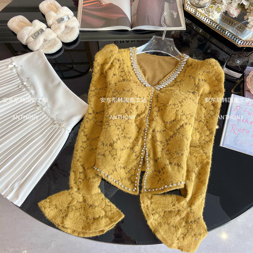 名媛风气质喇叭袖羊绒蕾丝衫加绒加厚修身显瘦v领气质弹力小衫女 - 图1