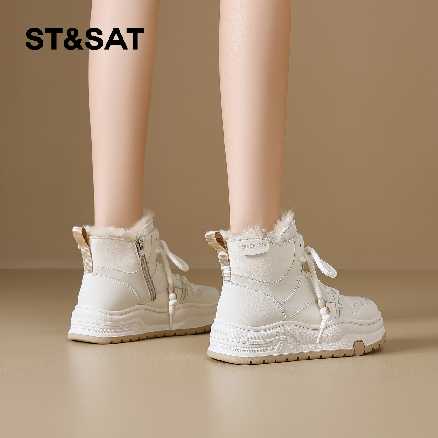 星期六加绒高帮鞋女2025冬季新款厚底内增高轻便保暖小白鞋雪地靴
