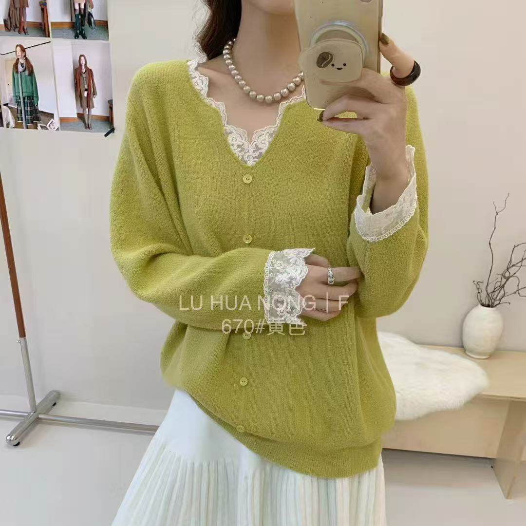 独特漂亮蕾丝V领粉色毛衣大码女装2025新款秋冬巨好看宽松上衣670 - 图0