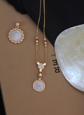 S925银镀金 蜜蜂古币系列 蜂回路转回首狮蜜蜂古币项链