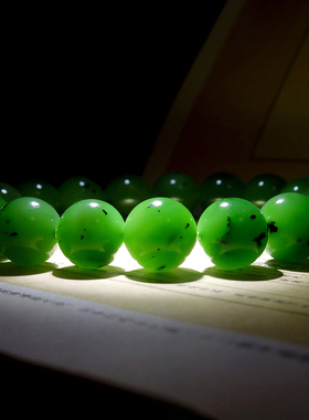 【天式玉器】新疆和田玉碧玉圆珠手链和田玉菠菜绿男女生手串