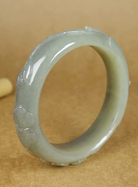 和田玉青花荷花手镯 和田玉手镯 61.02克