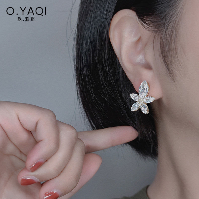 高级感气质花朵无耳洞软垫耳夹耳钉女耳饰品秋冬配饰大气,淘宝优惠券,粉丝福利购,淘宝优惠卷