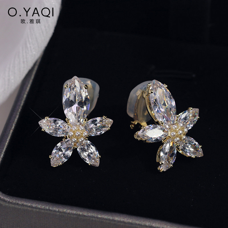 高级感气质花朵无耳洞软垫耳夹耳钉女耳饰品秋冬配饰大气,淘宝优惠券,粉丝福利购,淘宝优惠卷