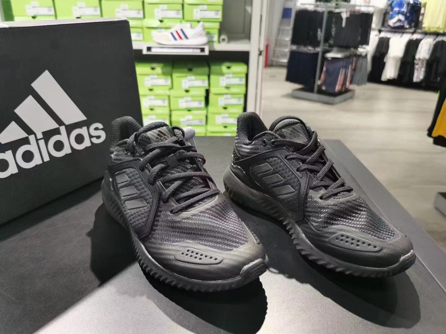 adidas阿迪达斯男鞋秋冬款 暖风 bounce减震运动休闲跑步鞋G54873