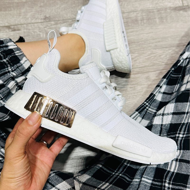 adidas阿迪三叶草缓震男女运动鞋BOOST跑步鞋休闲运动鞋 FV1788-图0