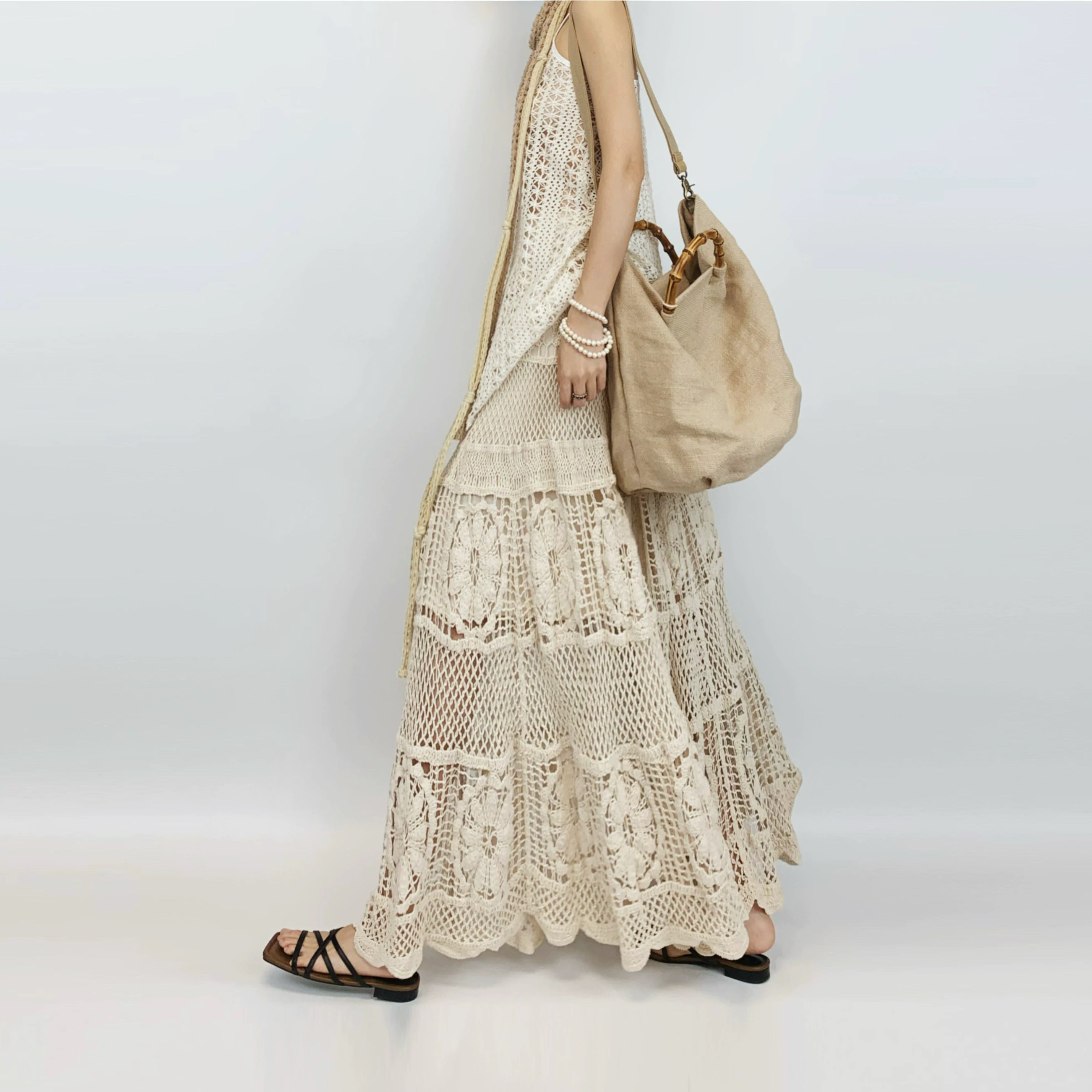 尢系UXI 法式度假风镂空针织连衣裙女蕾丝拼接吊带背心搭配半身裙,淘宝优惠券,粉丝福利购,淘宝优惠卷