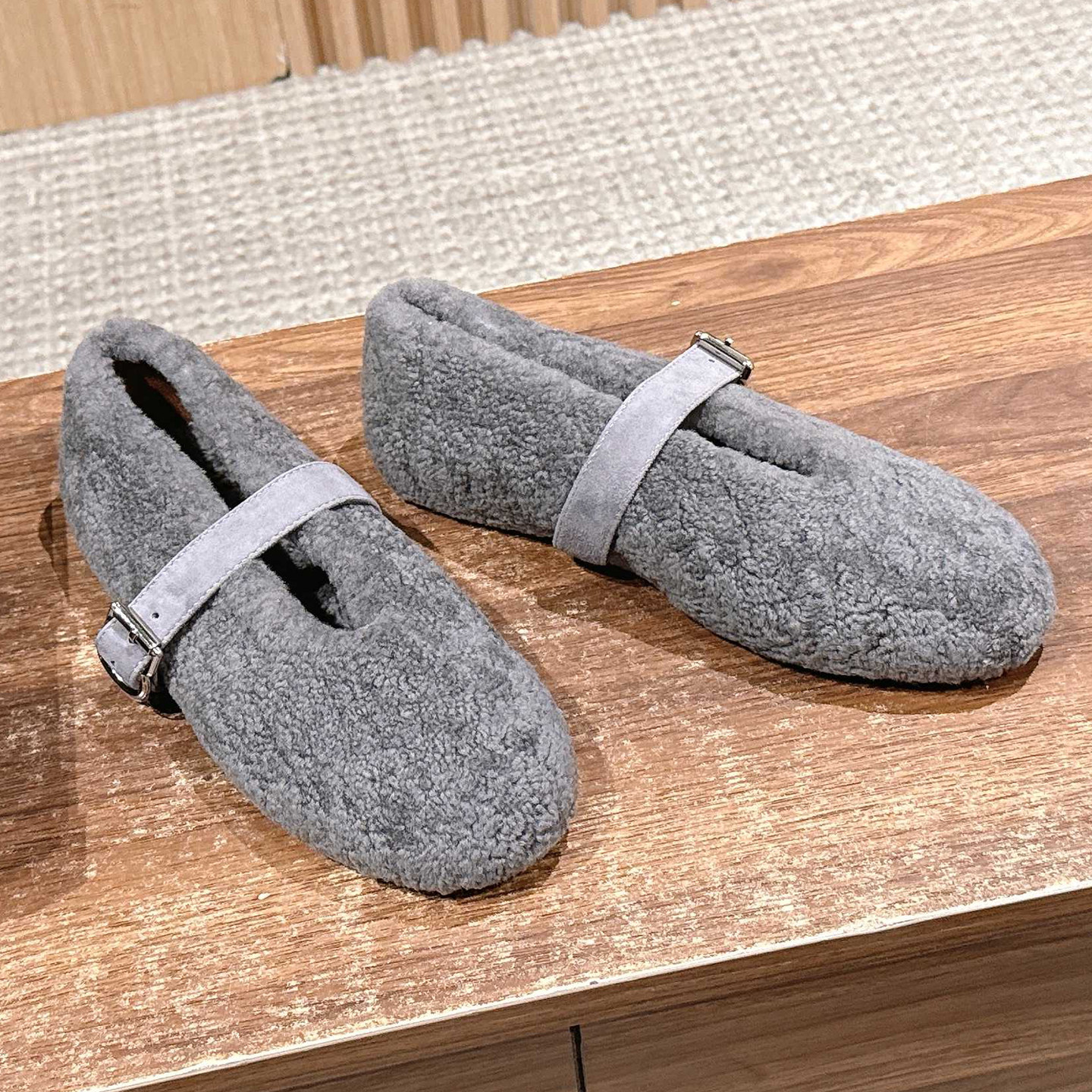 内增高~羊皮毛一体加厚抗寒毛毛鞋女保暖一字带玛丽珍芭蕾舞单鞋,淘宝优惠券,粉丝福利购,淘宝优惠卷