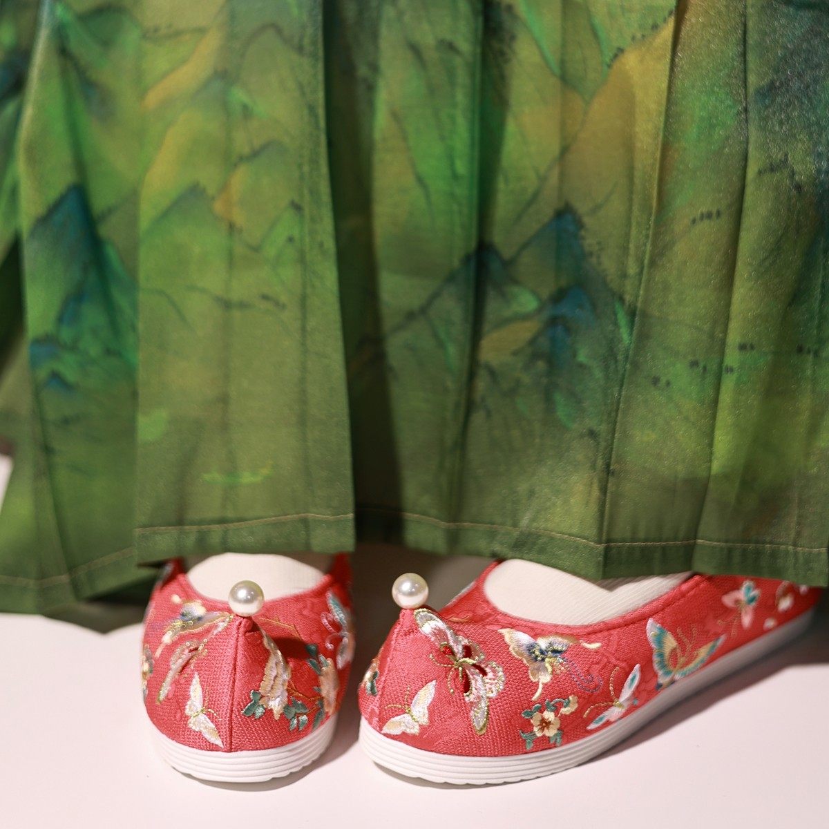 鸾羽仙缘阁x江南朱记汉服鞋【百蝶】系列 内增高弓鞋，登云履布鞋,淘宝优惠券,粉丝福利购,淘宝优惠卷