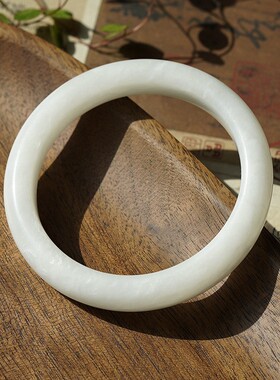 天然和田玉羊脂白玉手镯俄料59圈