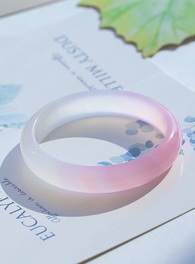 甜美风女款粉玉髓玛瑙手镯