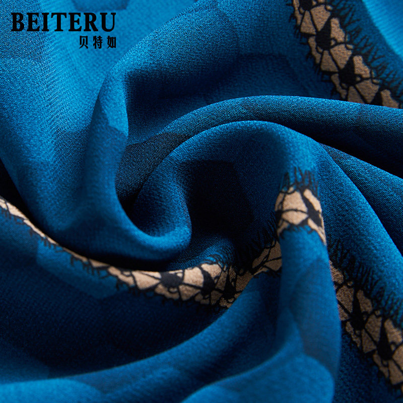  欧玛奇服饰连衣裙