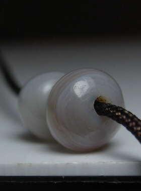 千年老缠丝玛瑙药师珠5.5mm