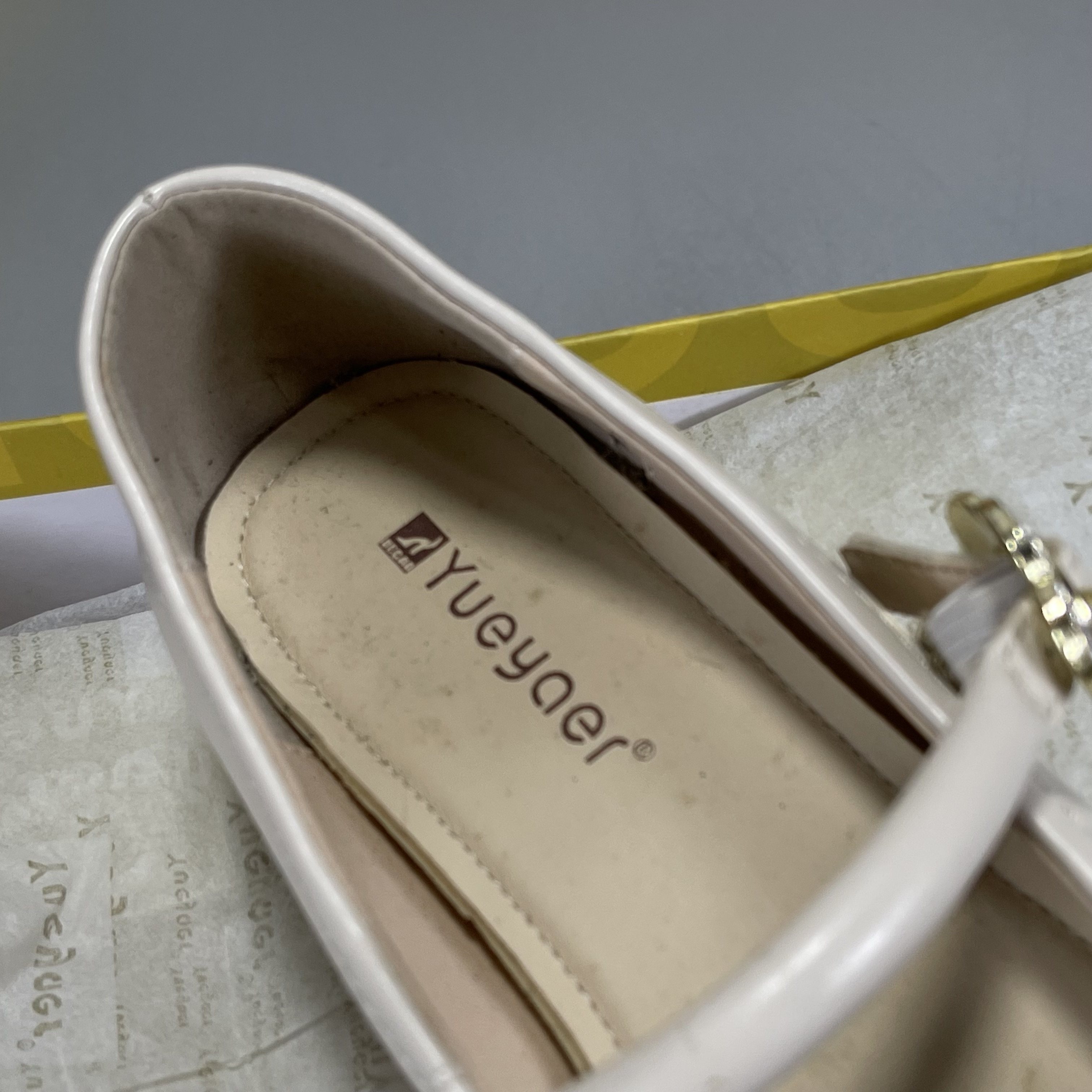 月芽儿撤柜断码真皮女鞋春浅口圆头一字扣平底单鞋小香风玛丽珍鞋,淘宝优惠券,粉丝福利购,淘宝优惠卷