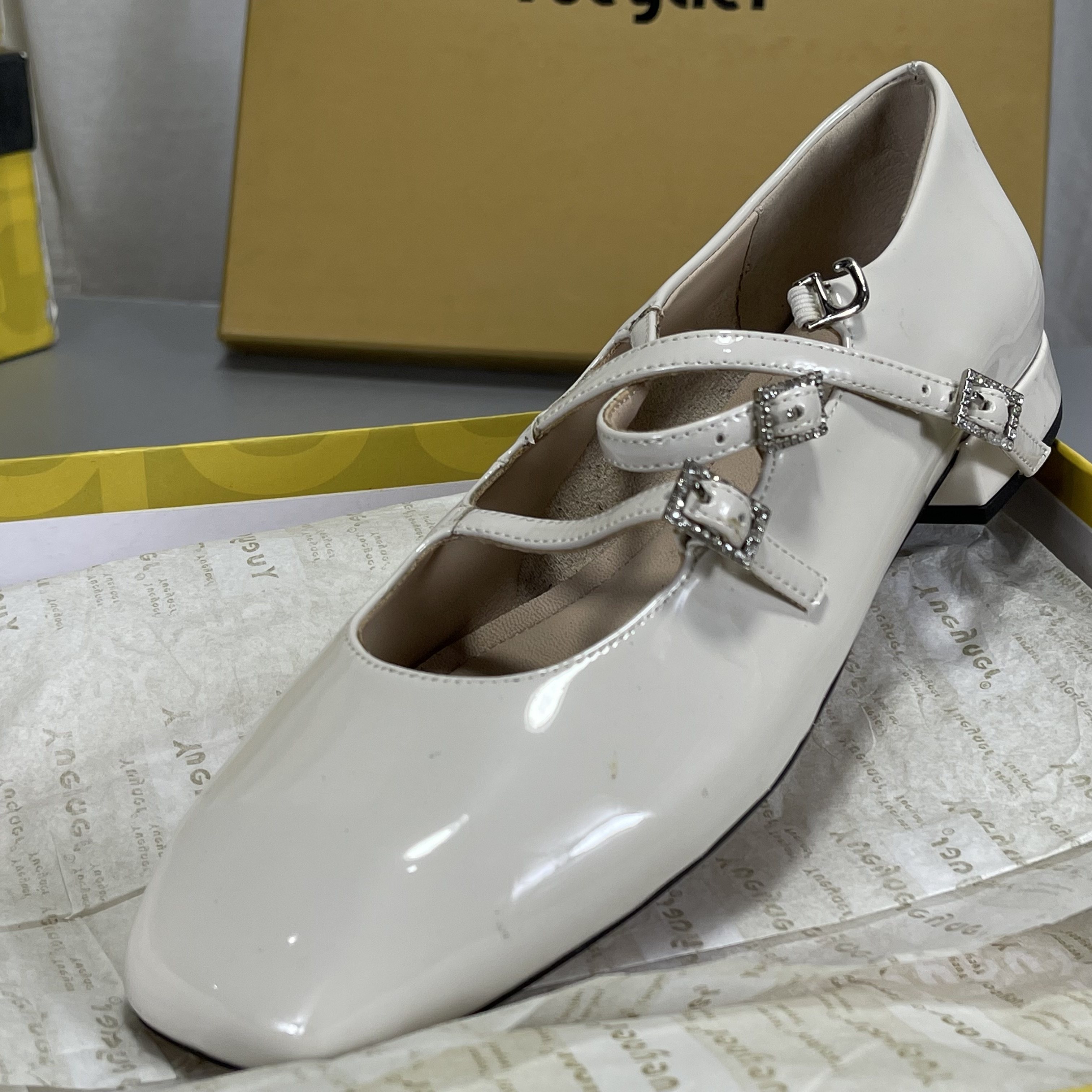 月芽儿撤柜断码真皮女鞋小香风玛丽珍鞋春浅口显瘦舒适平底单鞋女,淘宝优惠券,粉丝福利购,淘宝优惠卷