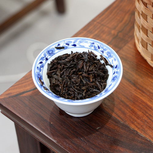 三鹤一级木板陈仓三年陈六堡茶500克一盒广西梧州茶厂黑茶 - 图1