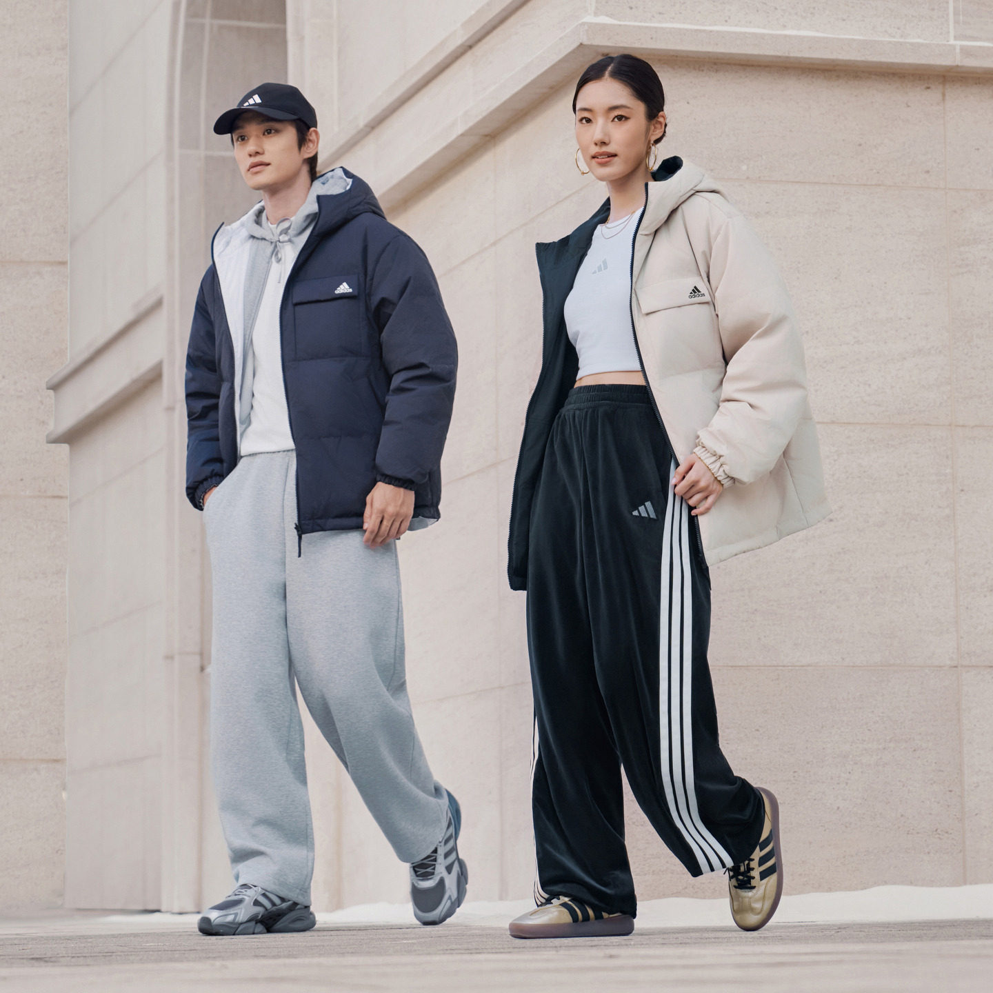 休闲保暖鸭绒羽绒服男女秋冬adidas阿迪达斯官方轻运动